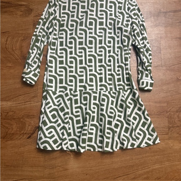 Zara Olive and White Long Sleeve Dress - Picture 2 of 4